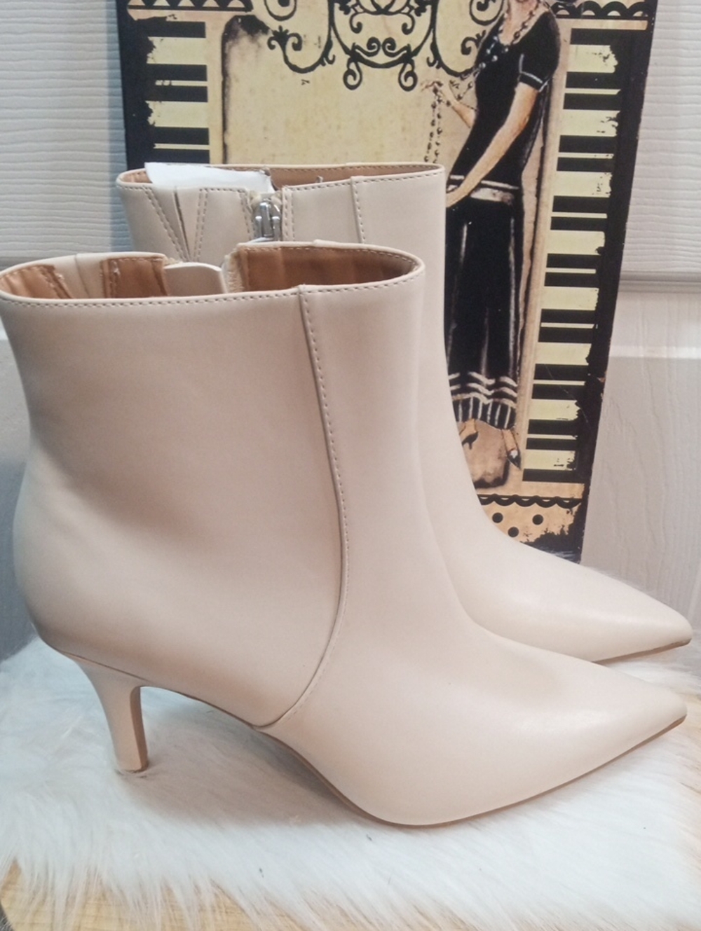 A NEW DAY CREME CHAR BOOTIES - Picture 3 of 13